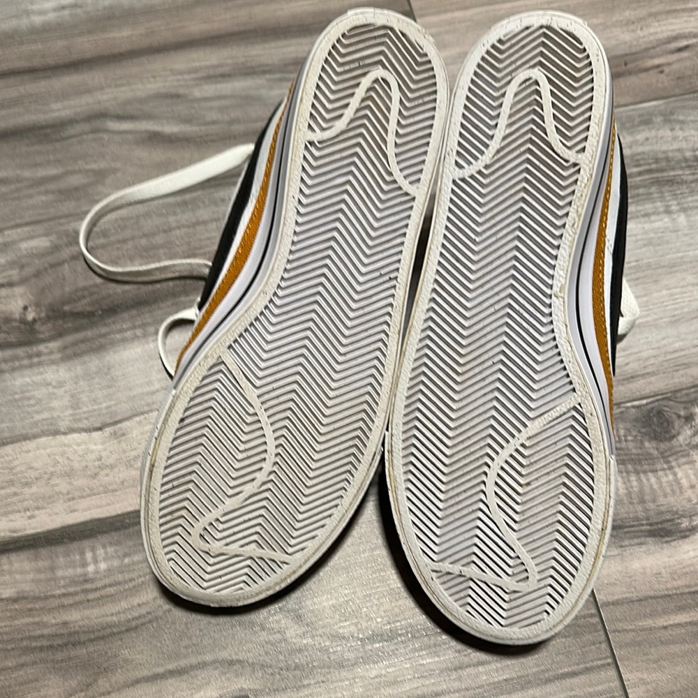 Nike Court Legacy White and Tan Athletic Shoes - Picture 5 of 7